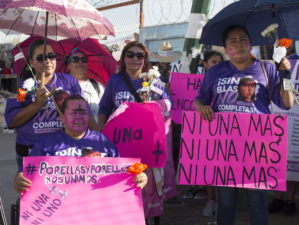 Madres de hijas desaparecidas marchan en Ciudad Juárez